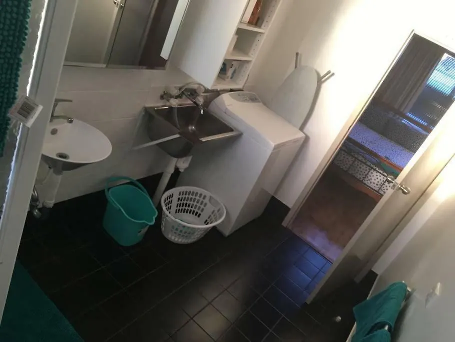 Affordable Apartment Close To City And Beaches Perth